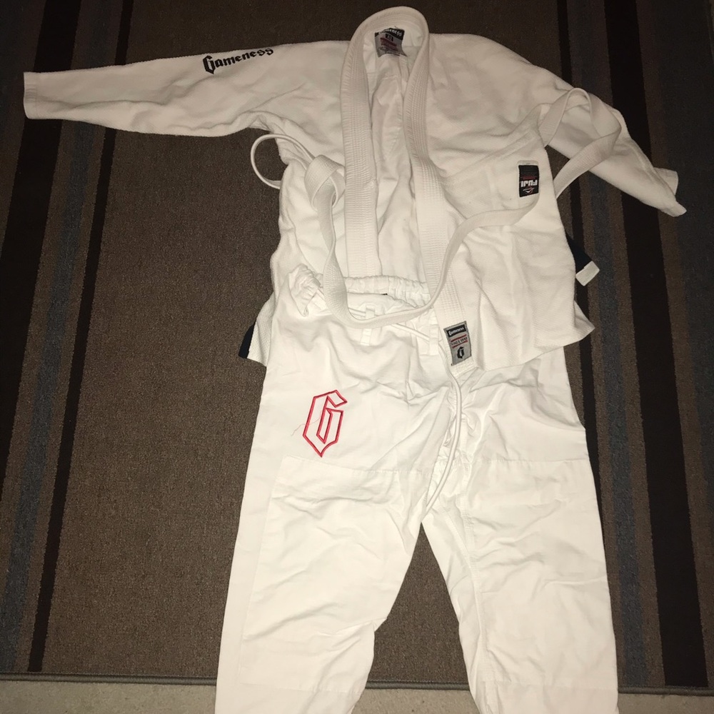 jiu jitsu gi